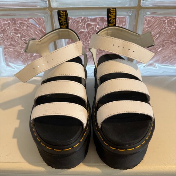 Dr. Martens Blaire Hydro Leather Platform Strap Sandals Size 9 - Picture 2 of 4